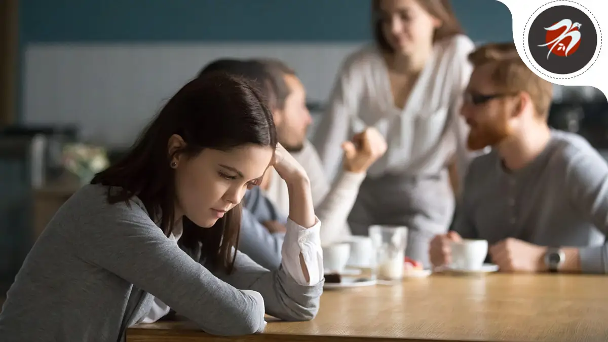 اختلال شخصیت اجتنابی؛ فرد مبتلا به اختلال دوری‌گزین را چگونه بشناسیم؟
